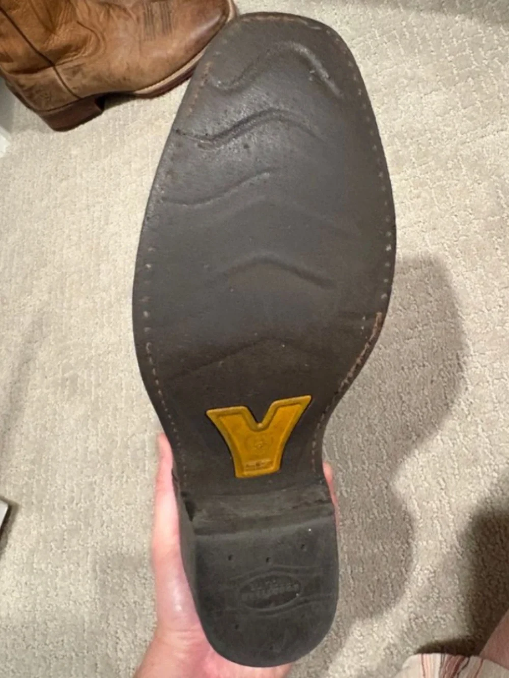 Ariat Heritage Roughstock Square Toe Boots — Men's 9 D — $50 OBO